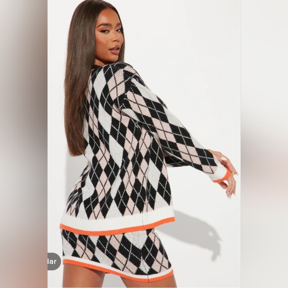 NWT Fashion Nova Skirt Set Size Medium